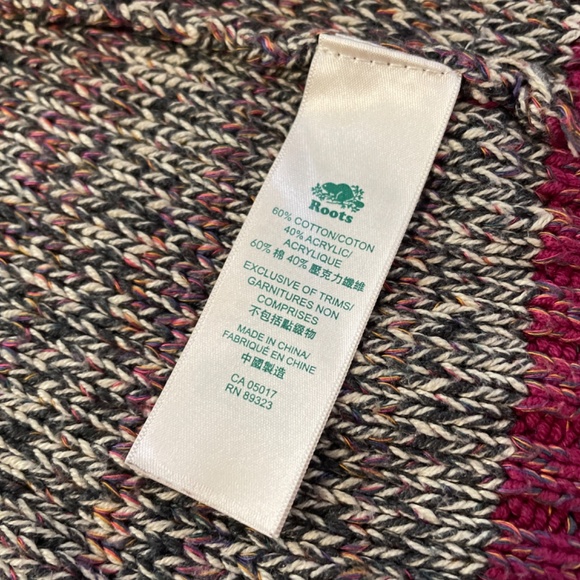 Roots Cabin kids cardigan sweater burgundy size medium - Picture 9 of 10